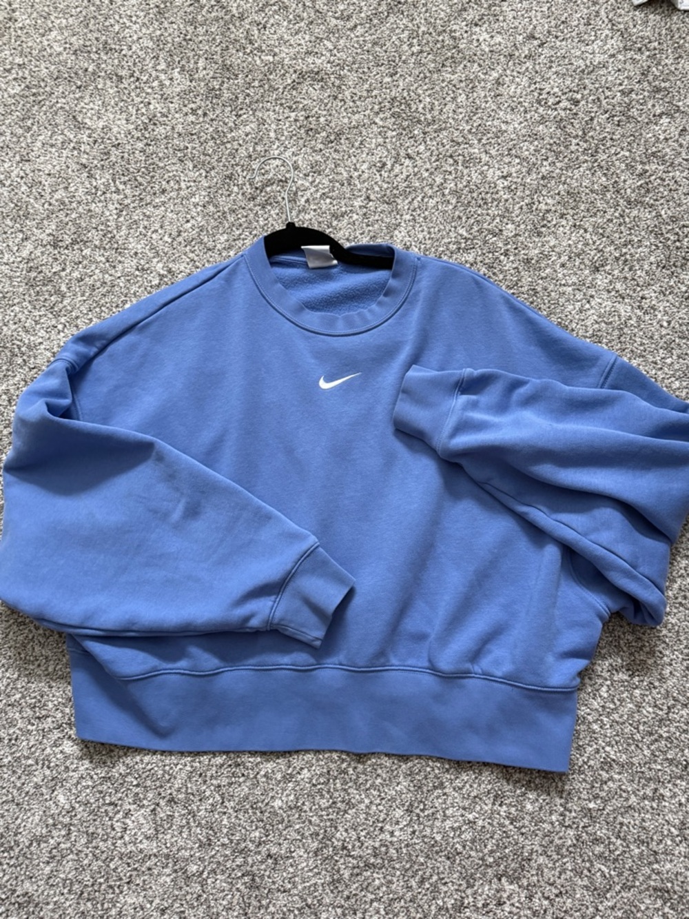 Nike Women’s Sweatshirt